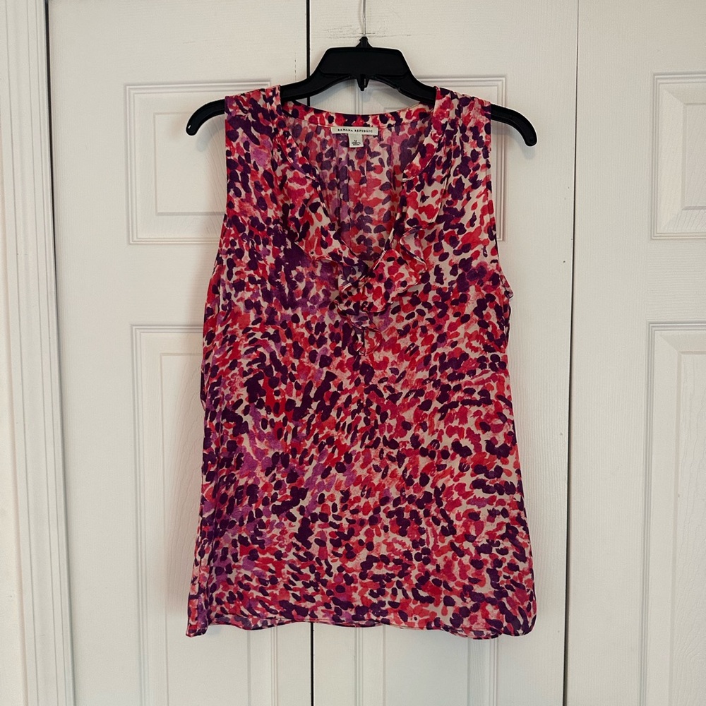 Banana Republic Graphic Pink and Red Sleeveless Tank